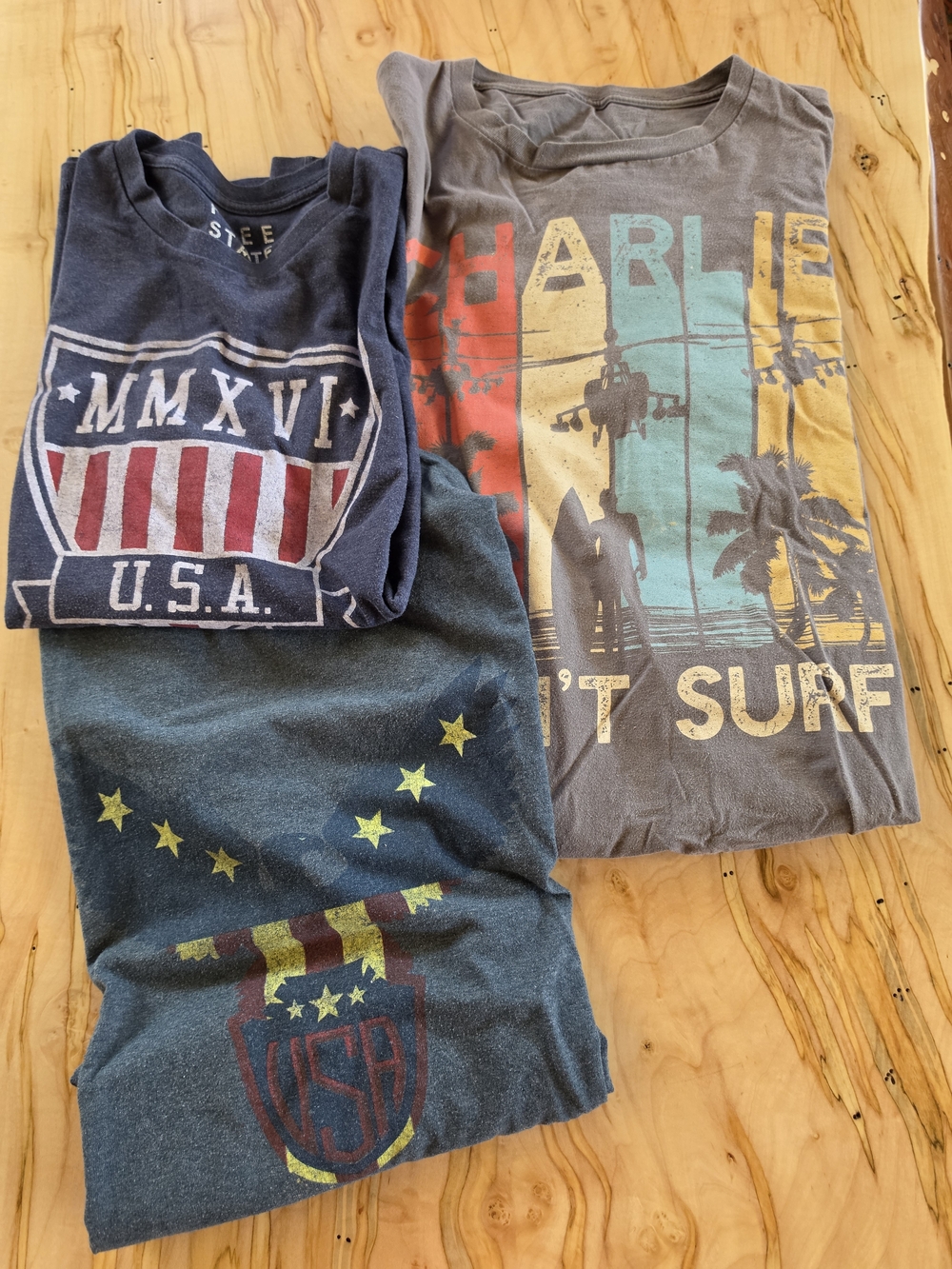 Patriotic Pro-USA Free State Gildan Graphic Tees - Set of 3 - LG - EUC